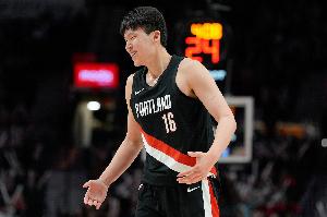 有出场可能吗!杨瀚森首个赛季就跟随球队闯入了季后赛!