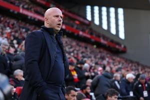 斯洛特:埃基蒂克情况不妙,输球很难,我们这赛季伤了太多人了