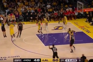 先声夺人！下半场伊始谢泼德三分命中 率火箭反超湖人